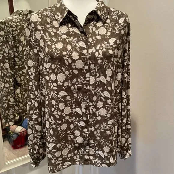 NYDJ Long Sleeve Button Blouse - M - Picture 2 of 9